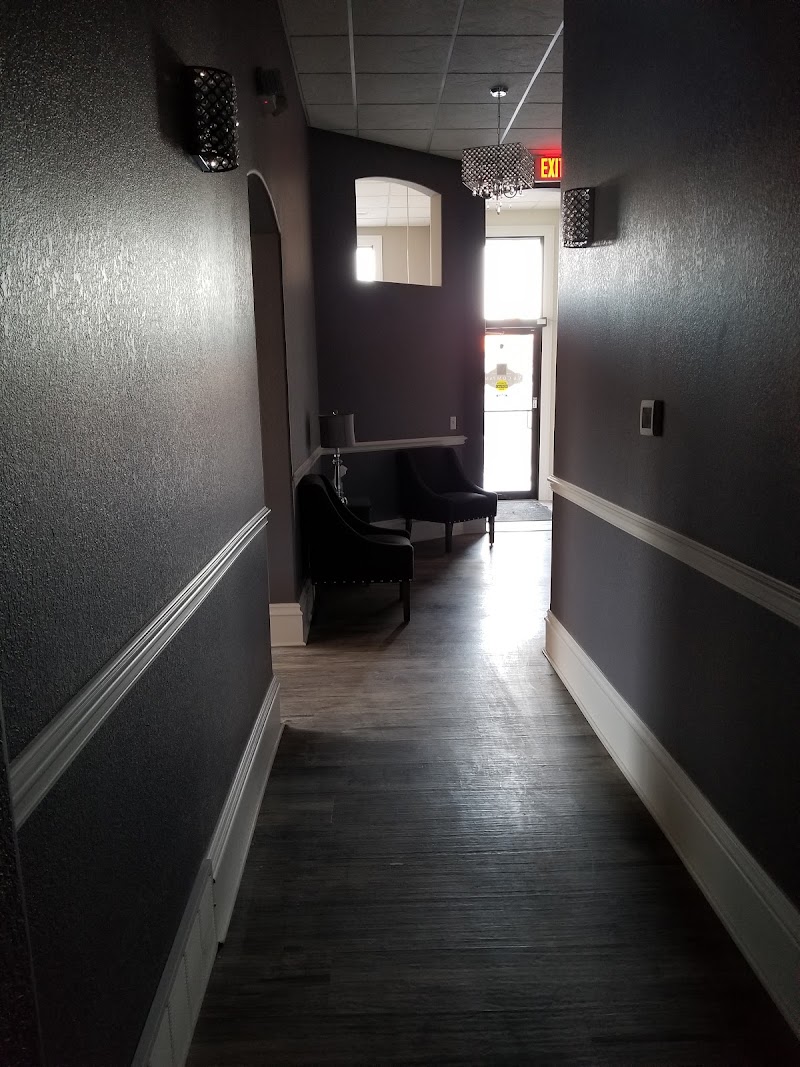 V & Company Salon & Spa, beauty salon in Marshfield, WI, photo 5 of 10