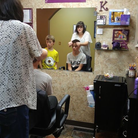Shear Class Salon, beauty salon in Wisconsin Rapids, WI